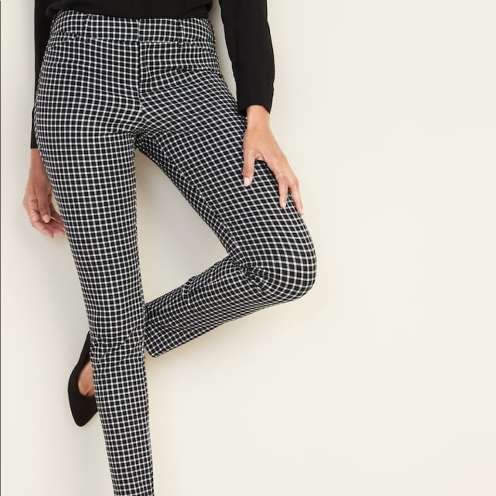 Old Navy Pixie Mid-Rise Pants 10 Tall
